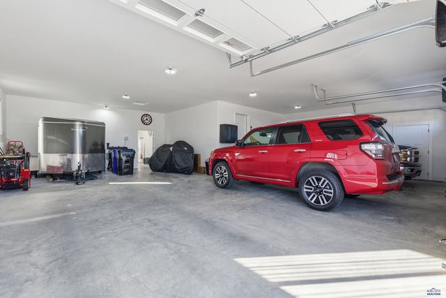 4807 PAHLMEYER DR, Rapid City, SD 57703