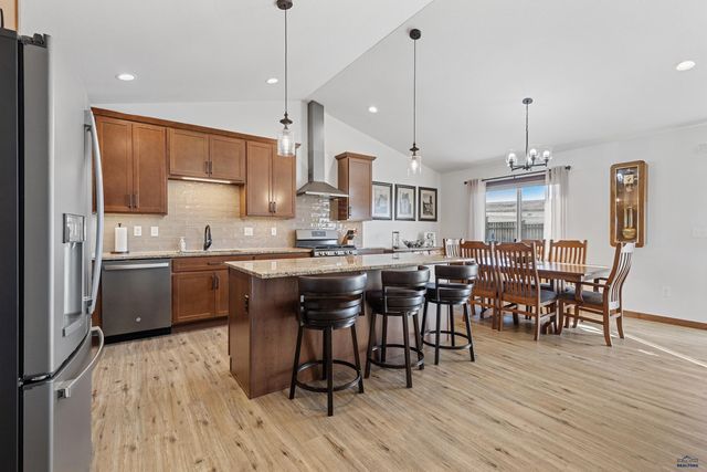 4807 PAHLMEYER DR, Rapid City, SD 57703