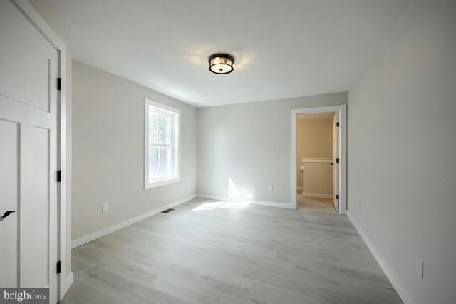 140 BOUNDARY AVE, Manchester, PA 17345