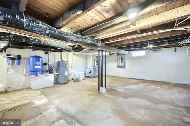 140 BOUNDARY AVE, Manchester, PA 17345