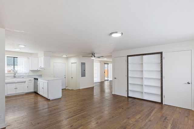 1696 NE 9th Street, Grants Pass, OR 97526