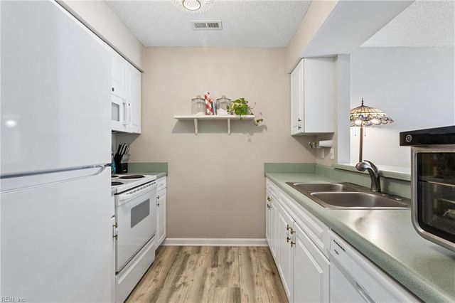 309 Queens CRES, Williamsburg, VA 23185