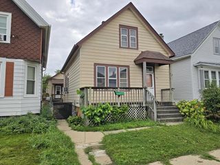 3131 W Madison STREET, Milwaukee, WI 53215