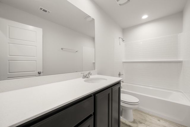 1905 Seminole Drive, Cleburne, TX 76033