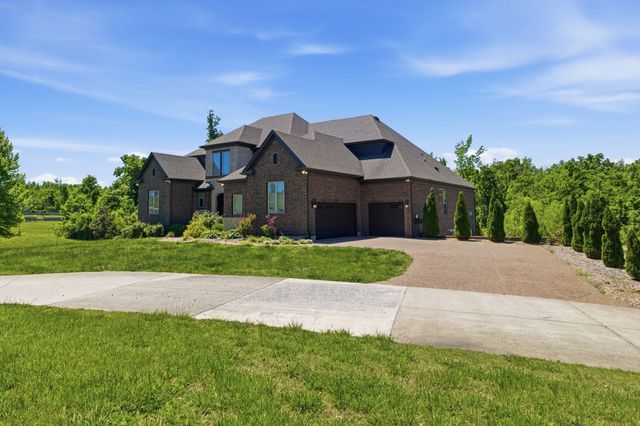 1417 Fairview Dr, Mount Juliet, TN 37122