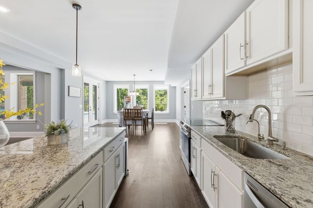 1417 Fairview Dr, Mount Juliet, TN 37122