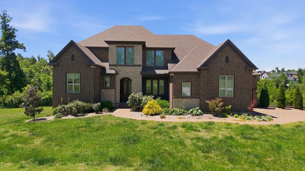 1417 Fairview Dr, Mount Juliet, TN 37122