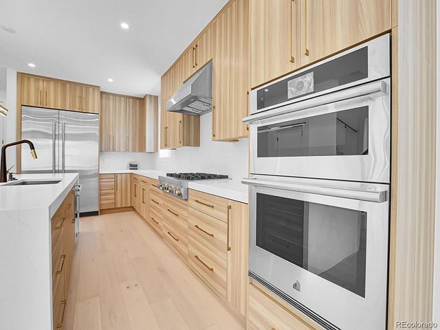 300 S Franklin St, Denver, CO 80209