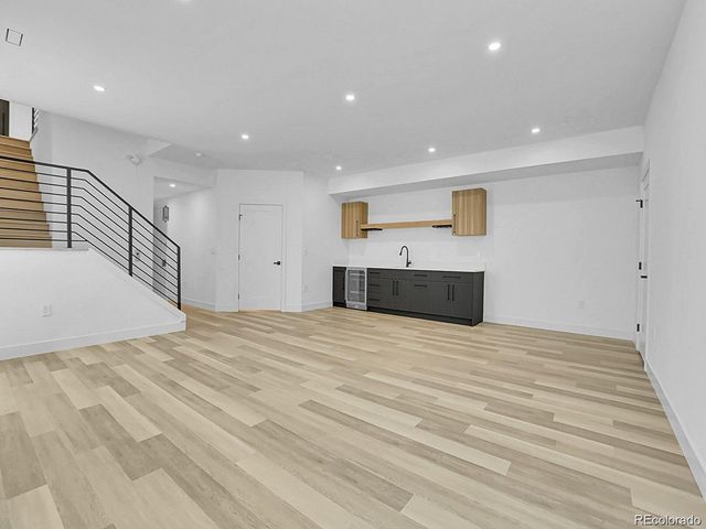 300 S Franklin St, Denver, CO 80209