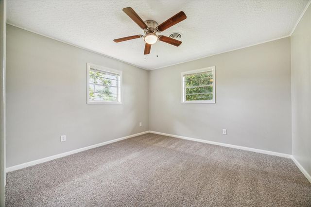 111 Chadwick, Bay City, TX 77414