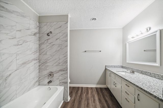 111 Chadwick, Bay City, TX 77414