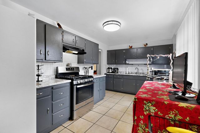 636 Florida Street SE, Albuquerque, NM 87108