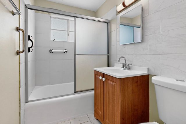 636 Florida Street SE, Albuquerque, NM 87108