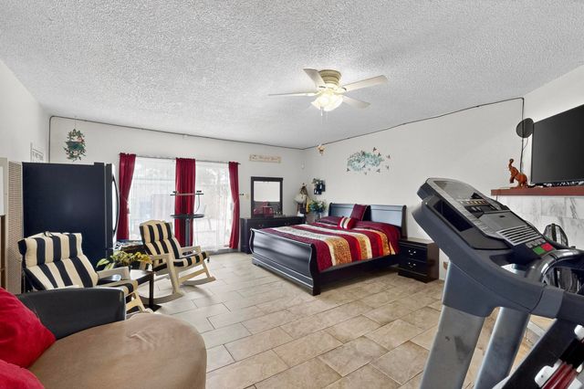 636 Florida Street SE, Albuquerque, NM 87108