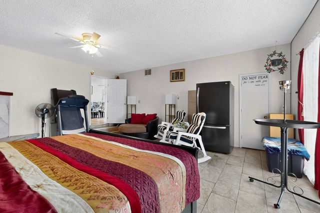 636 Florida Street SE, Albuquerque, NM 87108