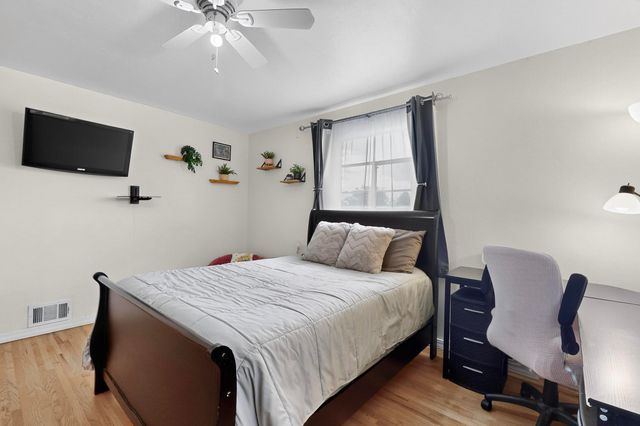 636 Florida Street SE, Albuquerque, NM 87108