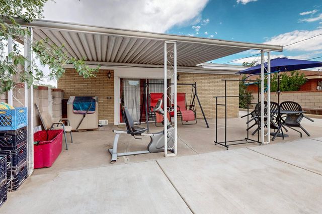 636 Florida Street SE, Albuquerque, NM 87108