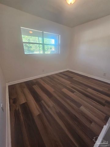 3131 N 10th Ave, Pensacola, FL 32503