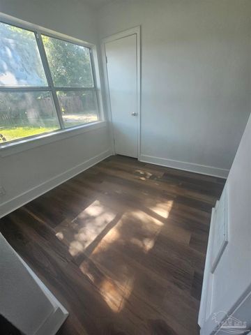 3131 N 10th Ave, Pensacola, FL 32503