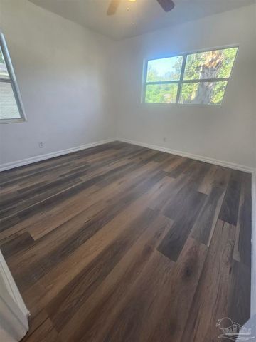 3131 N 10th Ave, Pensacola, FL 32503