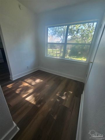 3131 N 10th Ave, Pensacola, FL 32503