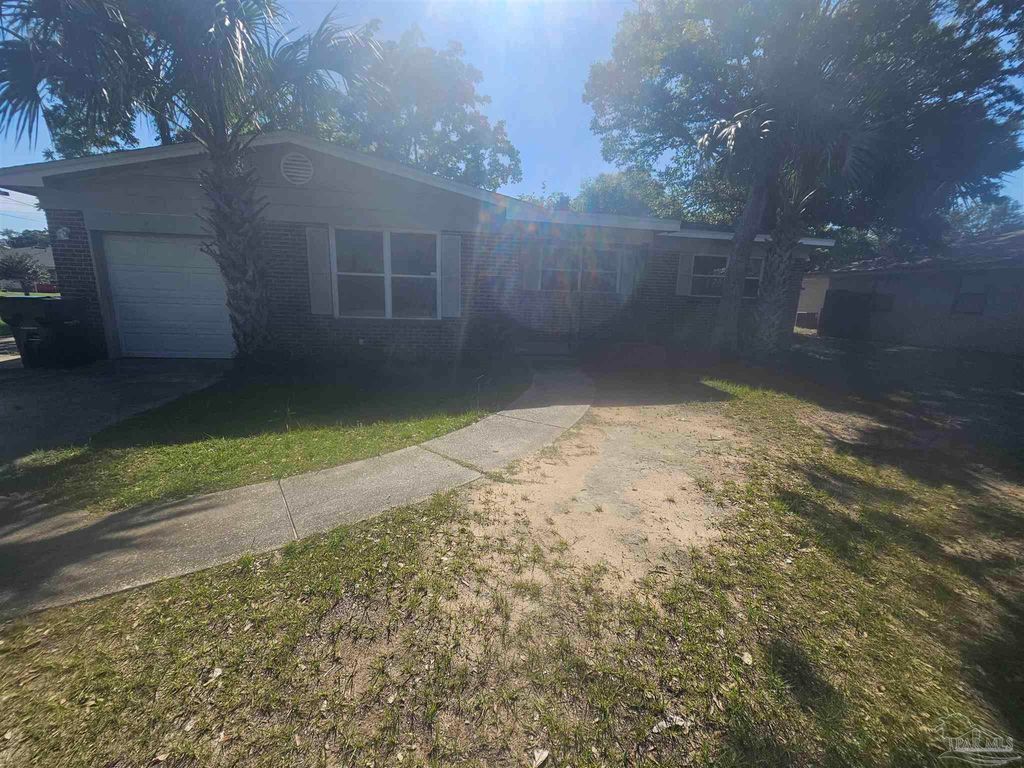 3131 N 10th Ave, Pensacola, FL 32503