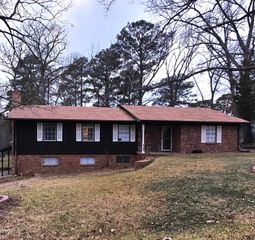 1120 Oak St, New London, TX 75682