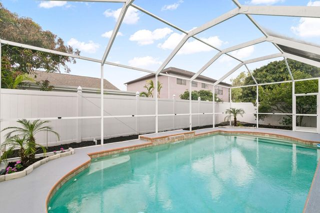 11426 ZENITH CIRCLE, Tampa, FL 33635