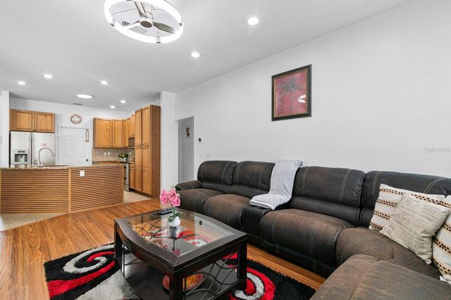 11426 ZENITH CIRCLE, Tampa, FL 33635