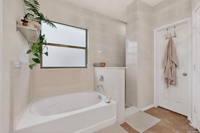 2058 Western Pecan, New Braunfels, TX 78130