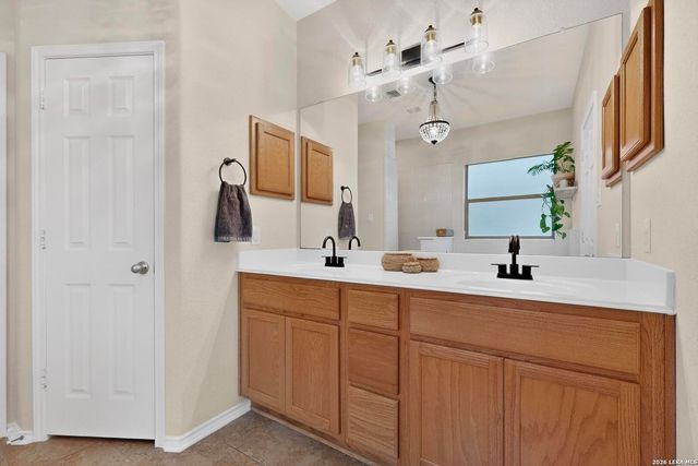 2058 Western Pecan, New Braunfels, TX 78130