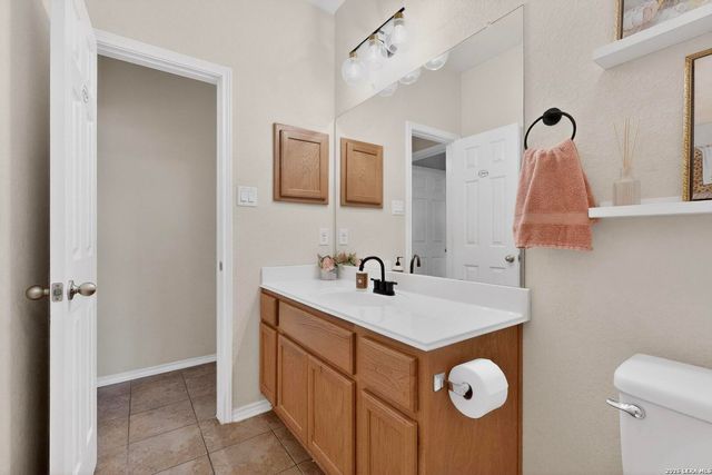 2058 Western Pecan, New Braunfels, TX 78130