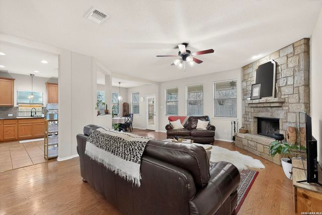 2058 Western Pecan, New Braunfels, TX 78130