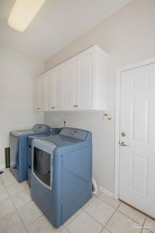 1200 Autumn Breeze Cir, Gulf Breeze, FL 32563