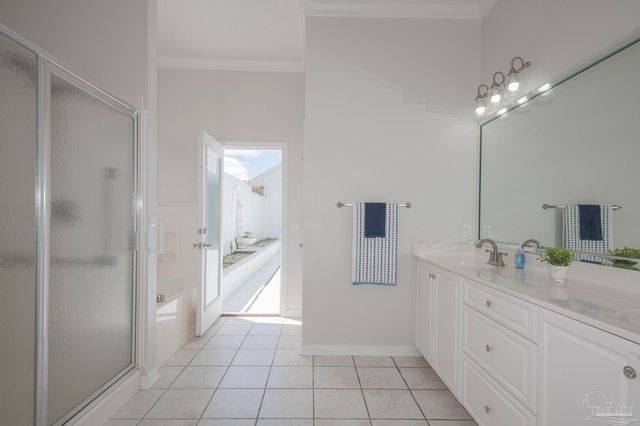 1200 Autumn Breeze Cir, Gulf Breeze, FL 32563