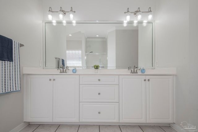 1200 Autumn Breeze Cir, Gulf Breeze, FL 32563