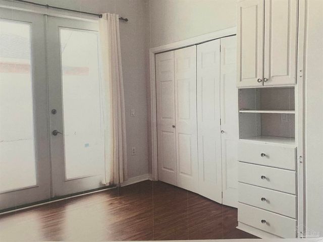 1200 Autumn Breeze Cir, Gulf Breeze, FL 32563