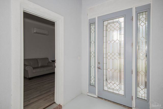 1200 Autumn Breeze Cir, Gulf Breeze, FL 32563