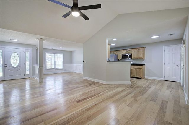 320 Boone Ford Road SE, Calhoun, GA 30701