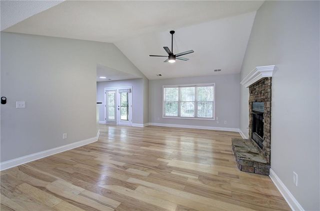 320 Boone Ford Road SE, Calhoun, GA 30701
