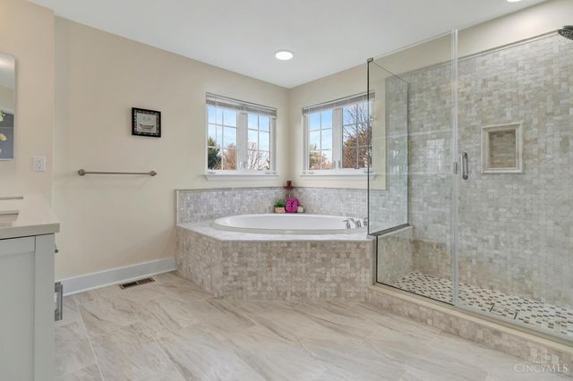 5415 Roseland Place, Deerfield Twp., OH 45040