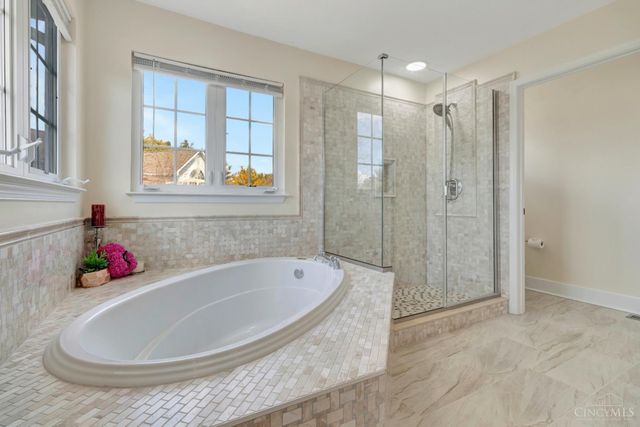 5415 Roseland Place, Deerfield Twp., OH 45040