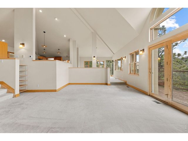 6196 Red Hill Rd, Boulder, CO 80302