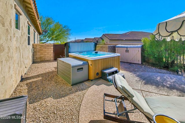 6640 W Whispering Windmill Lane, Marana, AZ 85658