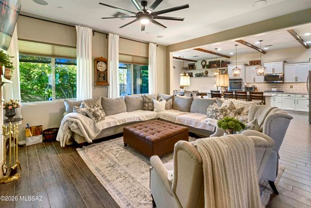 6640 W Whispering Windmill Lane, Marana, AZ 85658