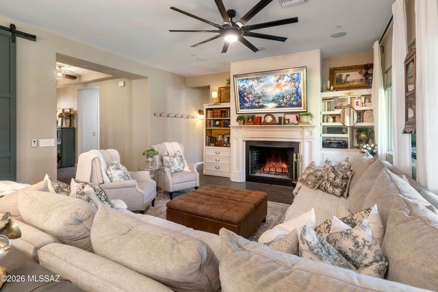 6640 W Whispering Windmill Lane, Marana, AZ 85658