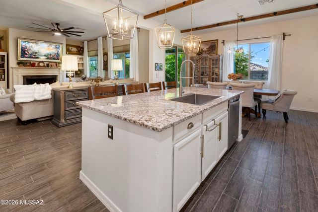 6640 W Whispering Windmill Lane, Marana, AZ 85658