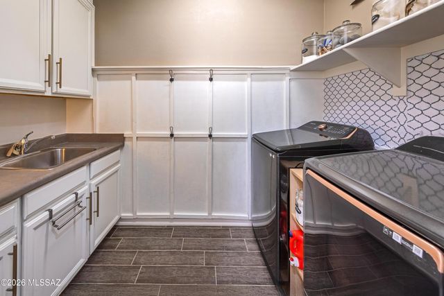 6640 W Whispering Windmill Lane, Marana, AZ 85658