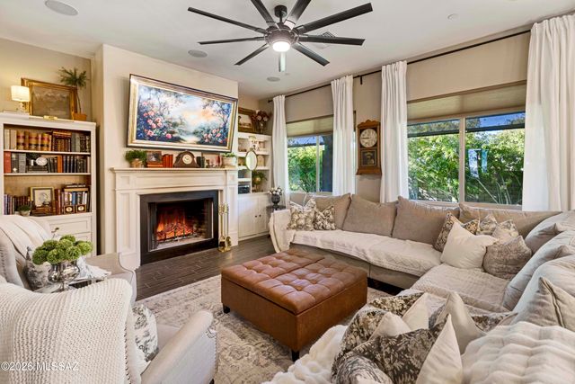 6640 W Whispering Windmill Lane, Marana, AZ 85658