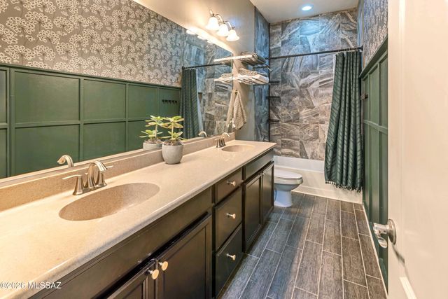 6640 W Whispering Windmill Lane, Marana, AZ 85658